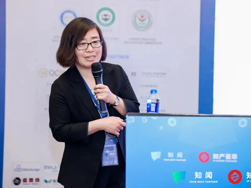 李彩辉