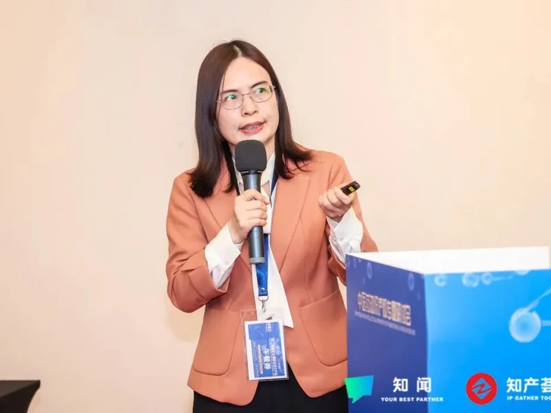 刘彩连