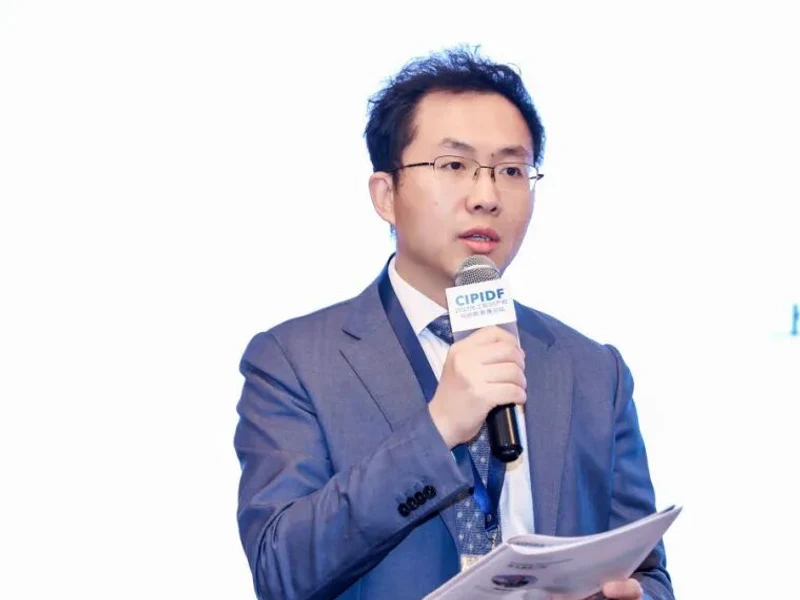 王卫彬