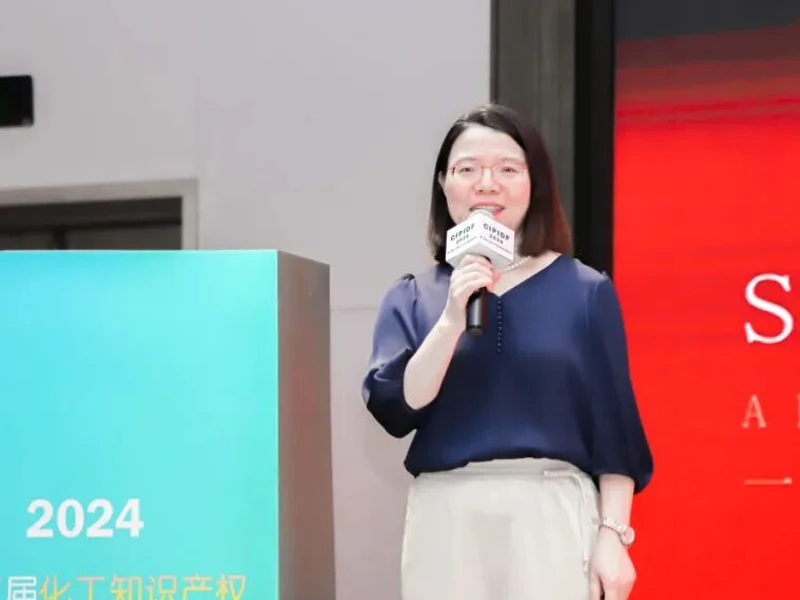 张耀宏