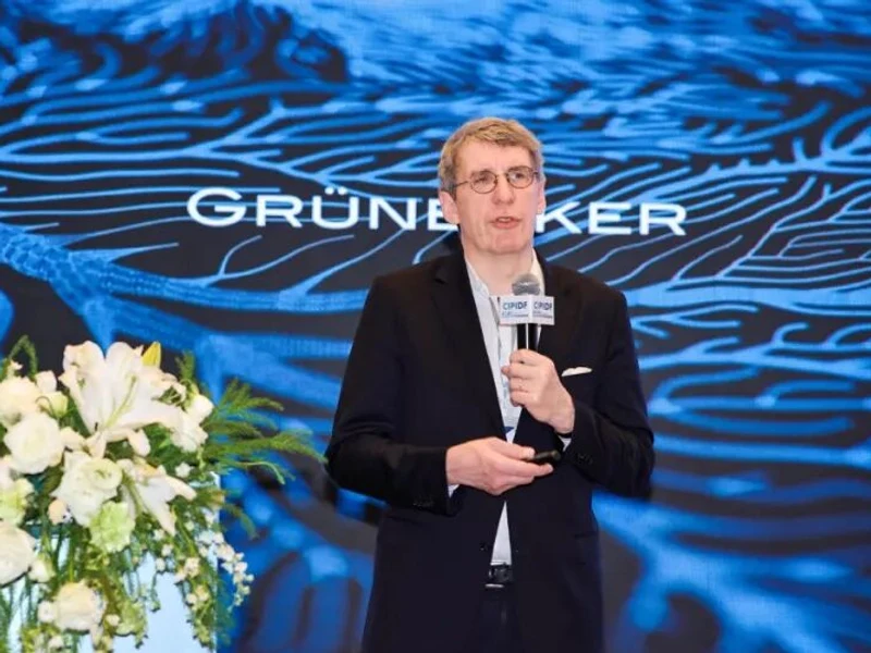 Dr. Ulrich Blumenröder